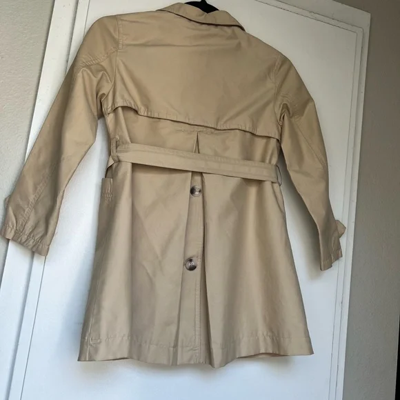 Zara Tan Kids Trench Coat with Belt pit 16 length 25 - Picture 2 of 8